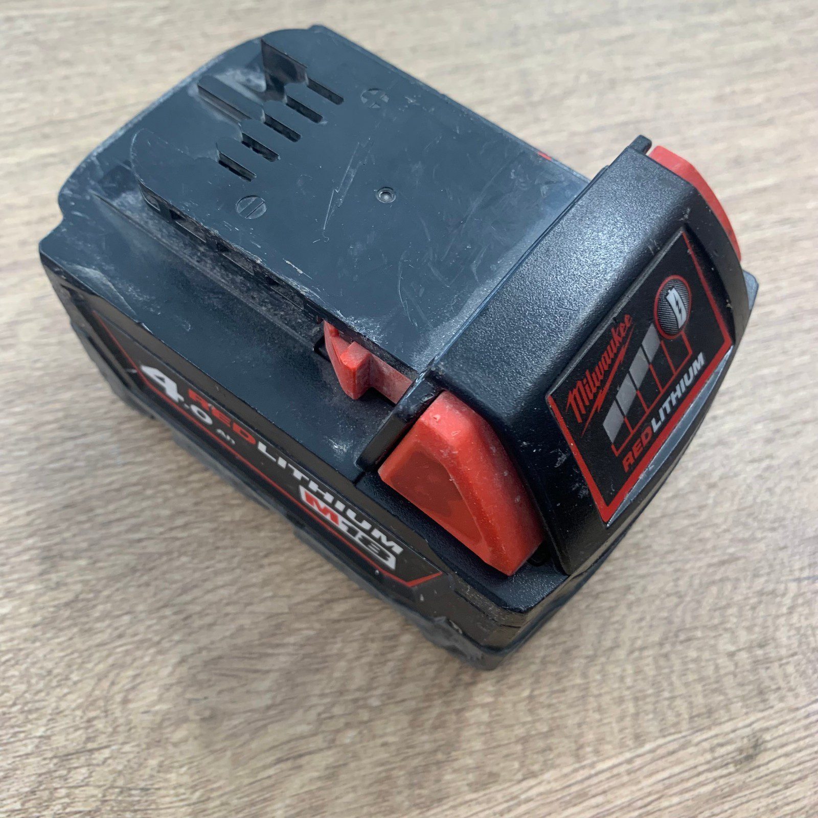 Milwaukee M18B4 4.0 Ah REDLITHIUM Battery Pack - Good Used - Image 9