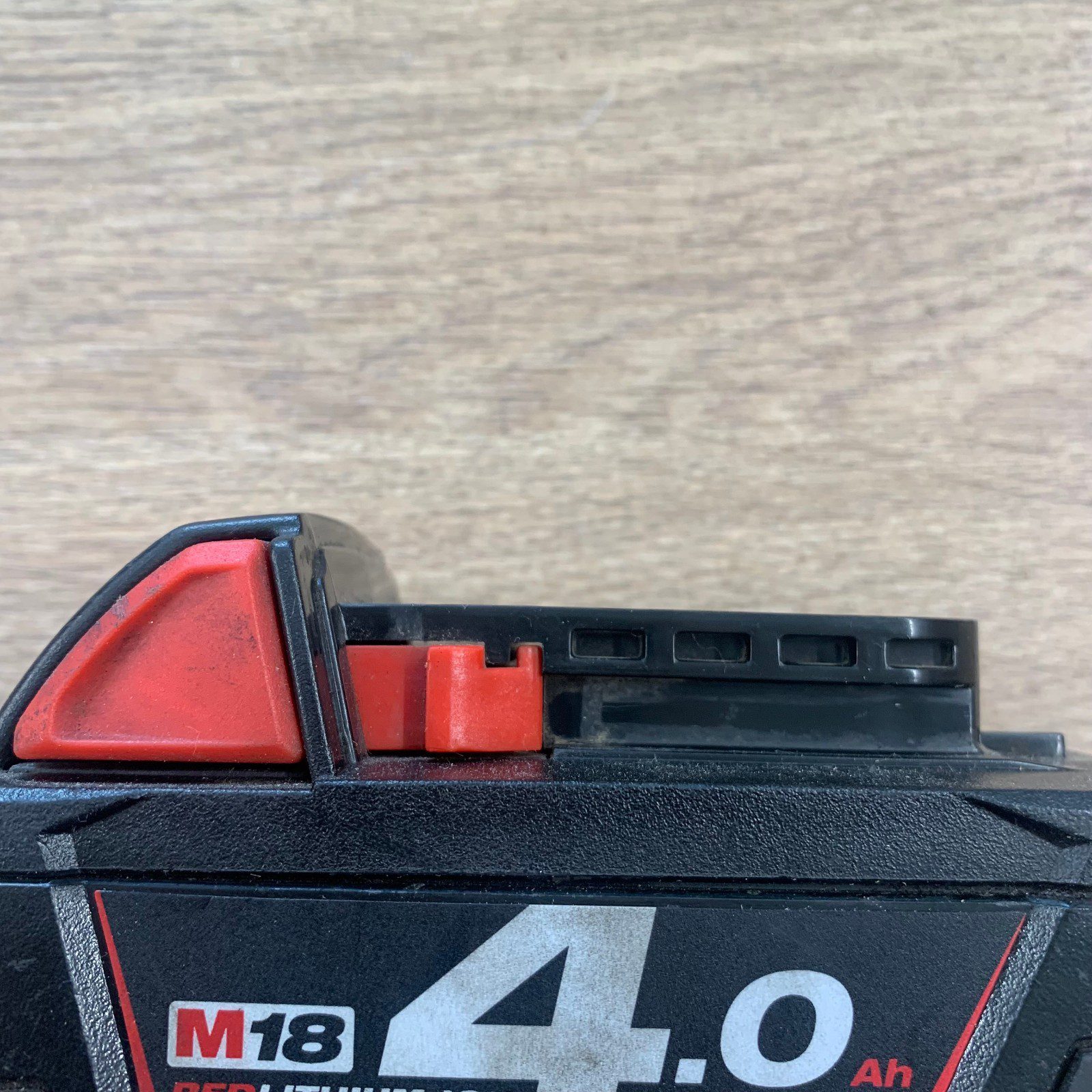 Milwaukee M18B4 18V 4.0Ah RedLithium-Ion Battery Pack Very Good Used - Image 6