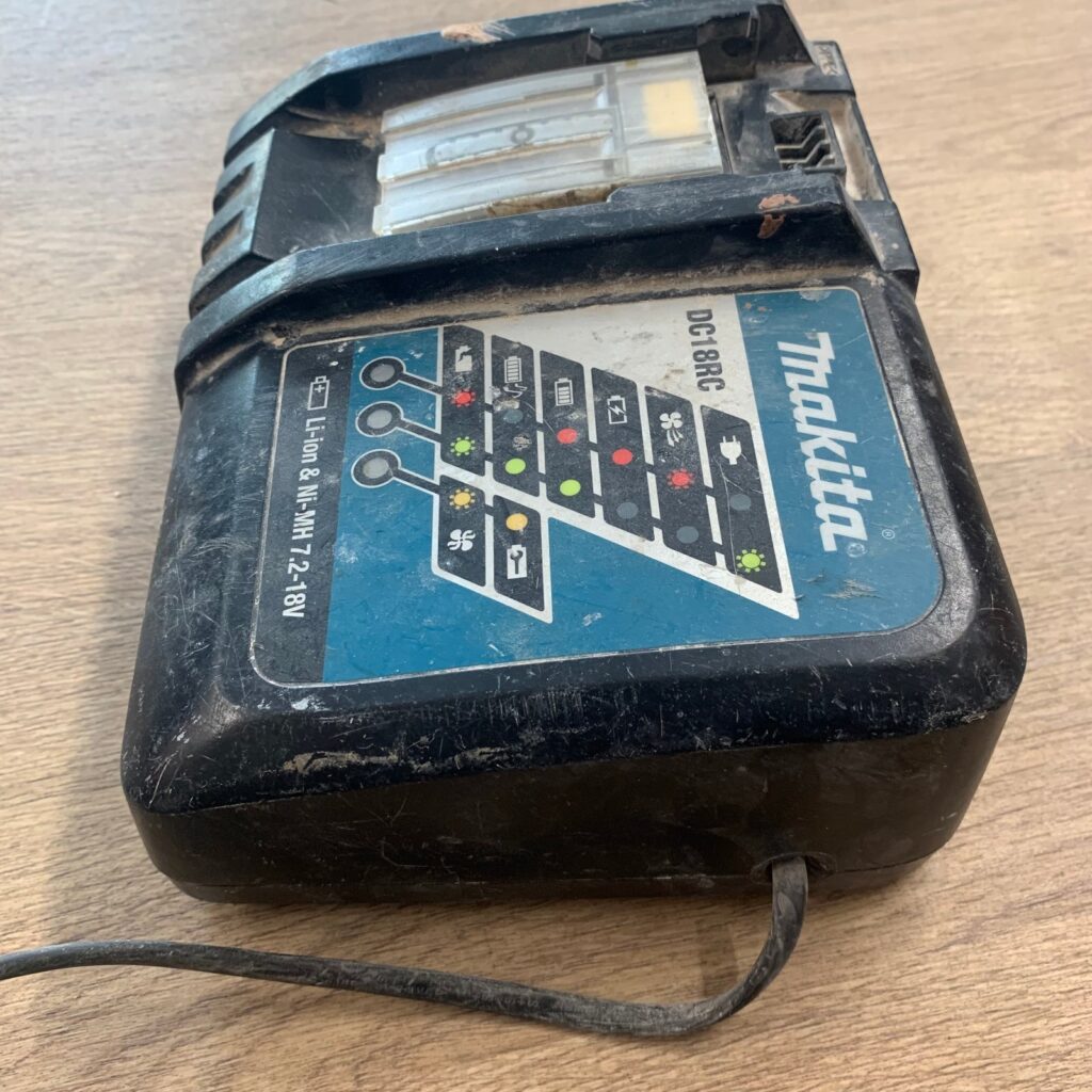 Makita DC18RC 7.2V-18V Li-ion Ni-MH Battery Charger Used