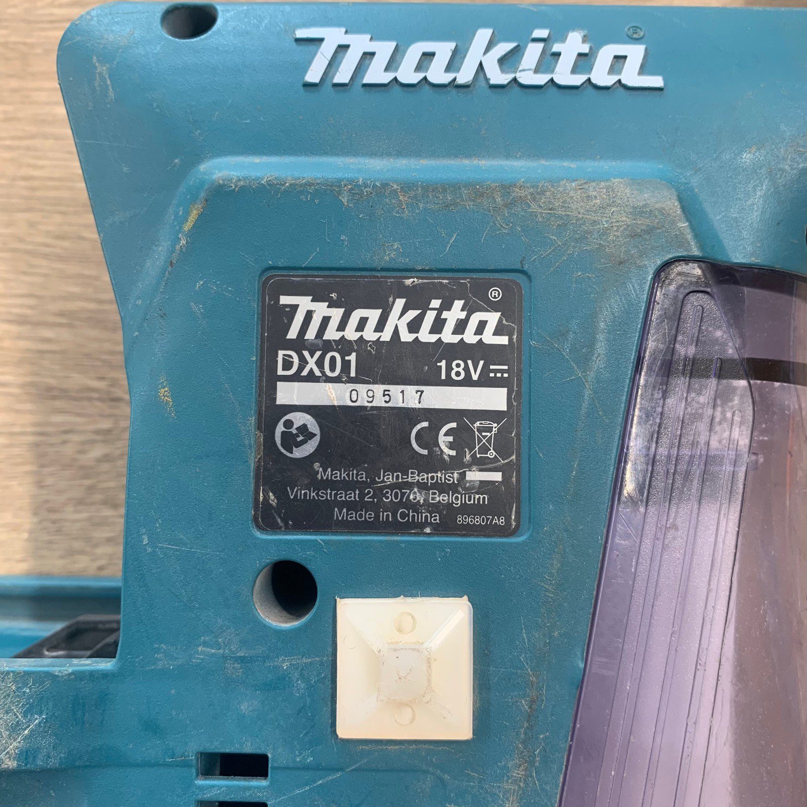 Makita DX01 18V HEPA Dust Extractor Attachment For SDS Plus Drill Used - Image 3
