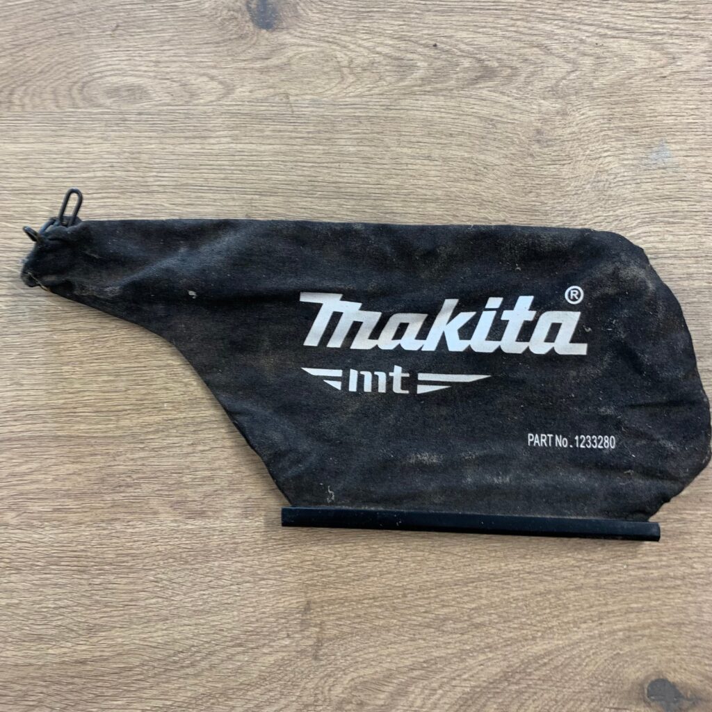 Makita M9400 100mm 230-240V Belt Sander 940W Box Used