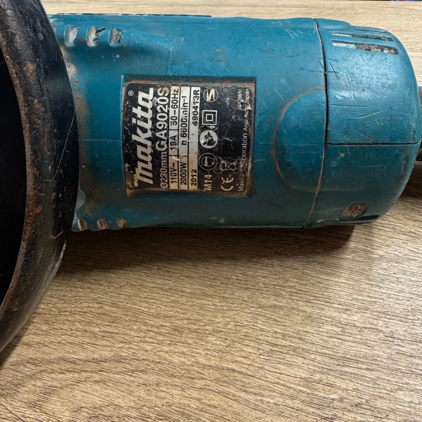Makita GA9020S 110V 230mm 2000W Angle Grinder Side Handle Used - Image 13