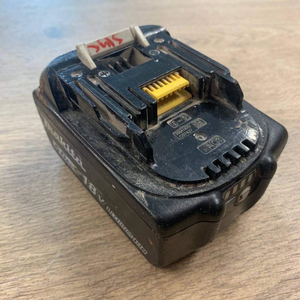 Makita BL1850B 18V 5.0Ah 90Wh Li-Ion Battery Pack Used