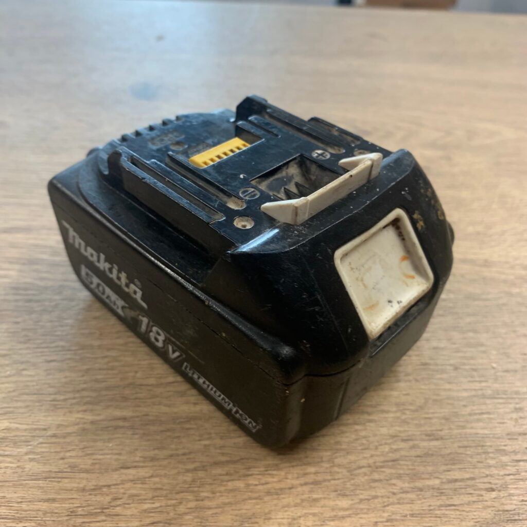 Makita BL1850B 18V 5.0Ah 90Wh Li-Ion Battery Pack Used
