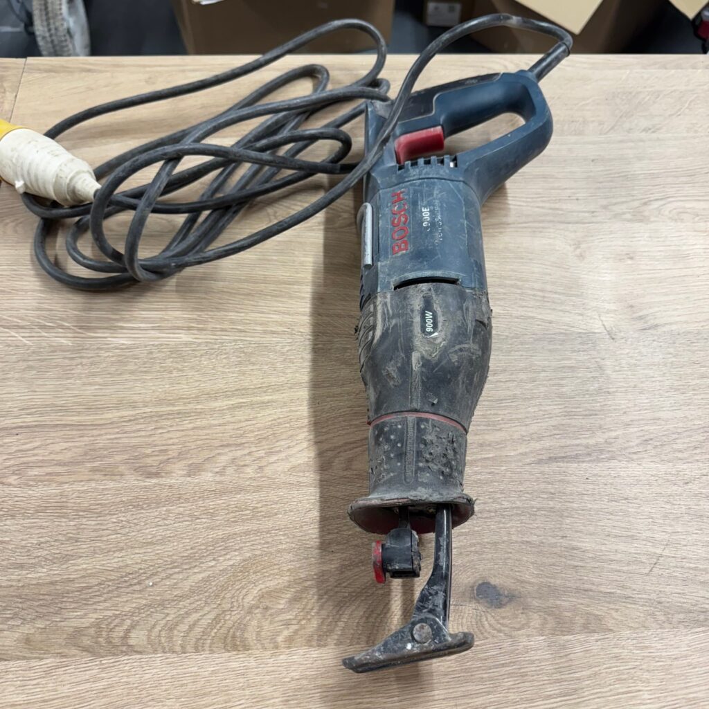 Bosch GSA 900 E Professional 110V Reciprocating Saw – Used