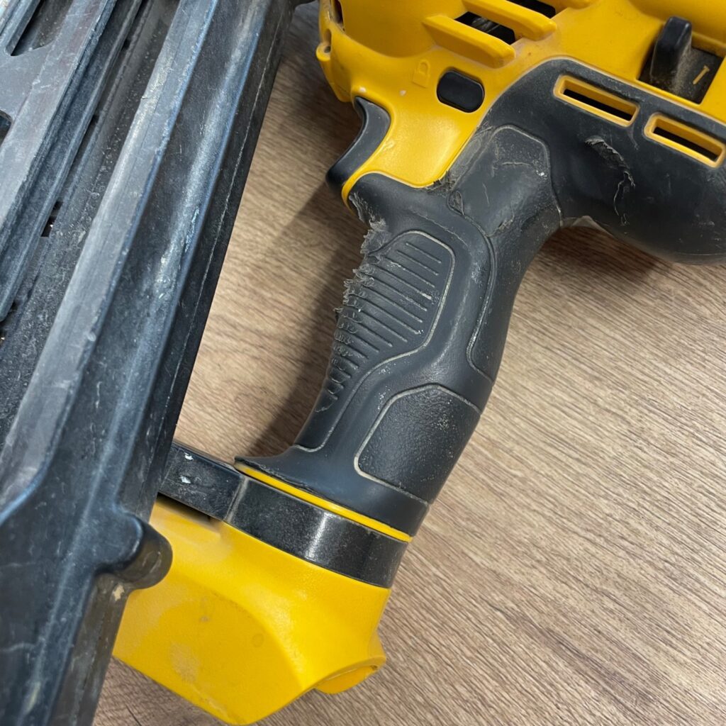 DeWalt DCN692 18V XR Brushless 2-Speed Framing Nailer Nail Gun Body Only