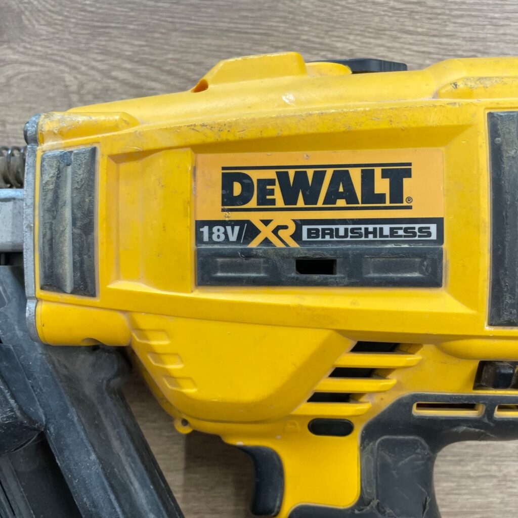 DeWalt DCN692 18V XR Brushless 2-Speed Framing Nailer Nail Gun Body Only
