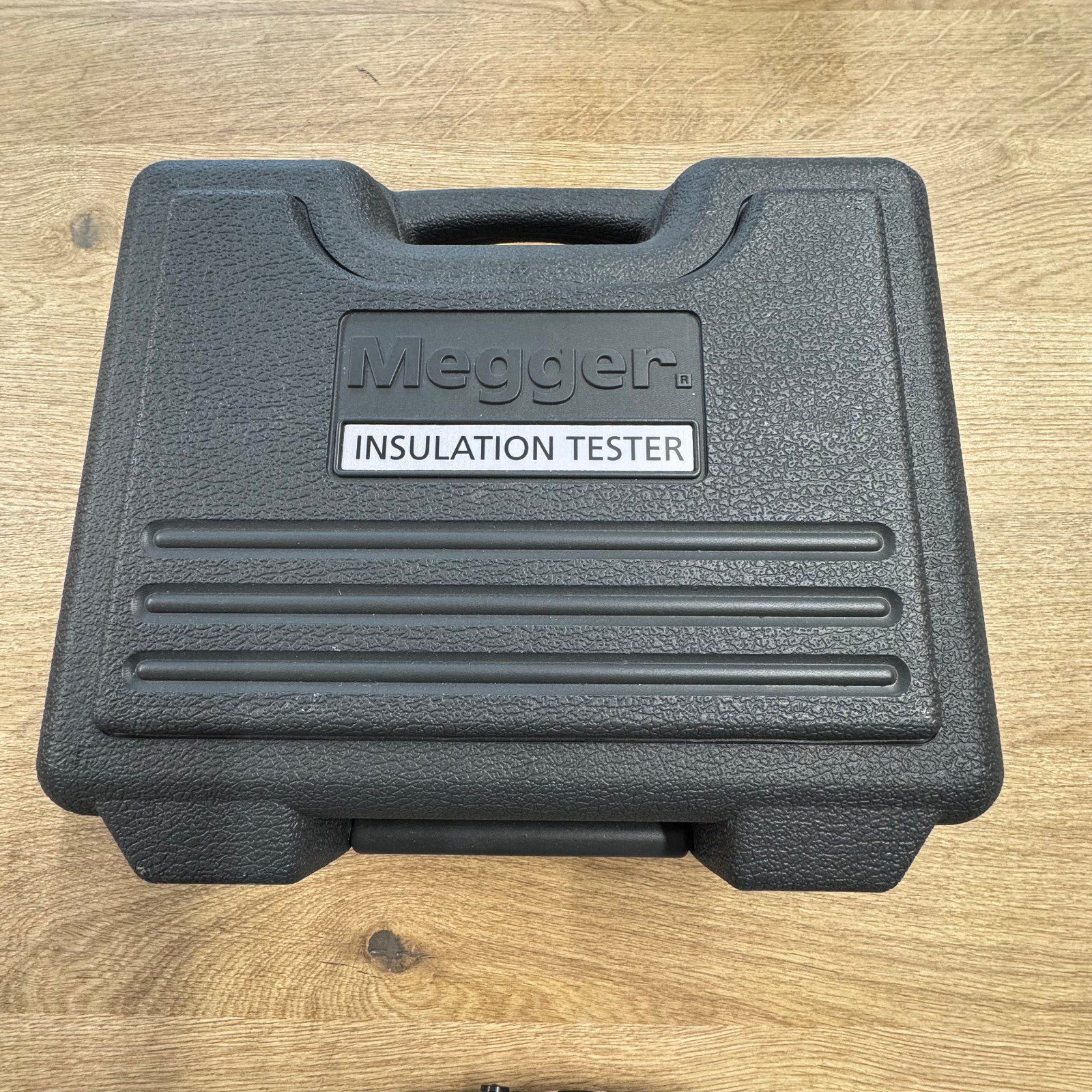 Megger MIT220 250V 500V Insulation Continuity Tester Leads Case - Image 14