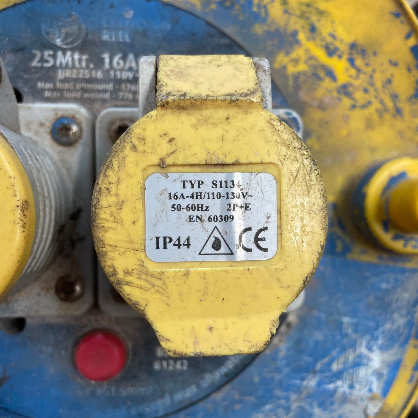 25m 110V 16A 2 Way Site Extension Cable Reel JR22516 IP44 - Image 5