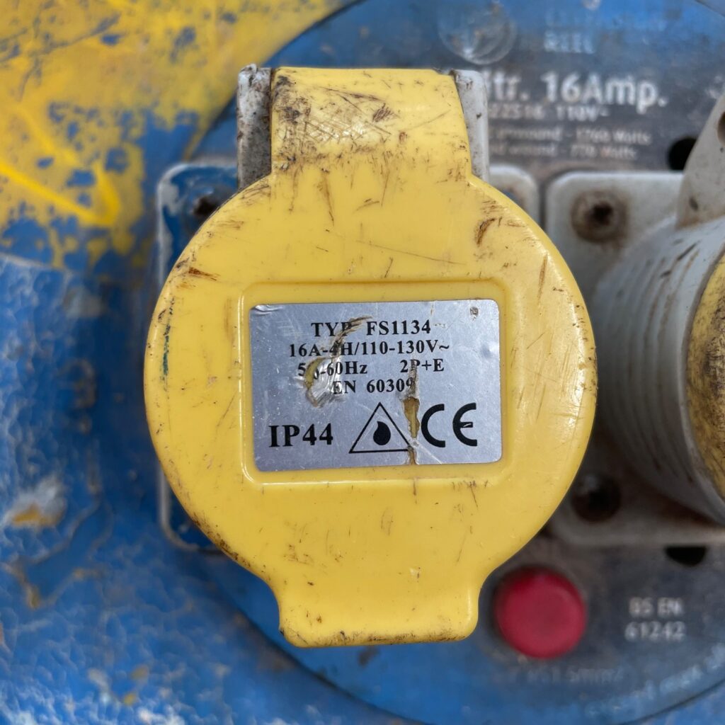 25m 110V 16A 2 Way Site Extension Cable Reel JR22516 IP44