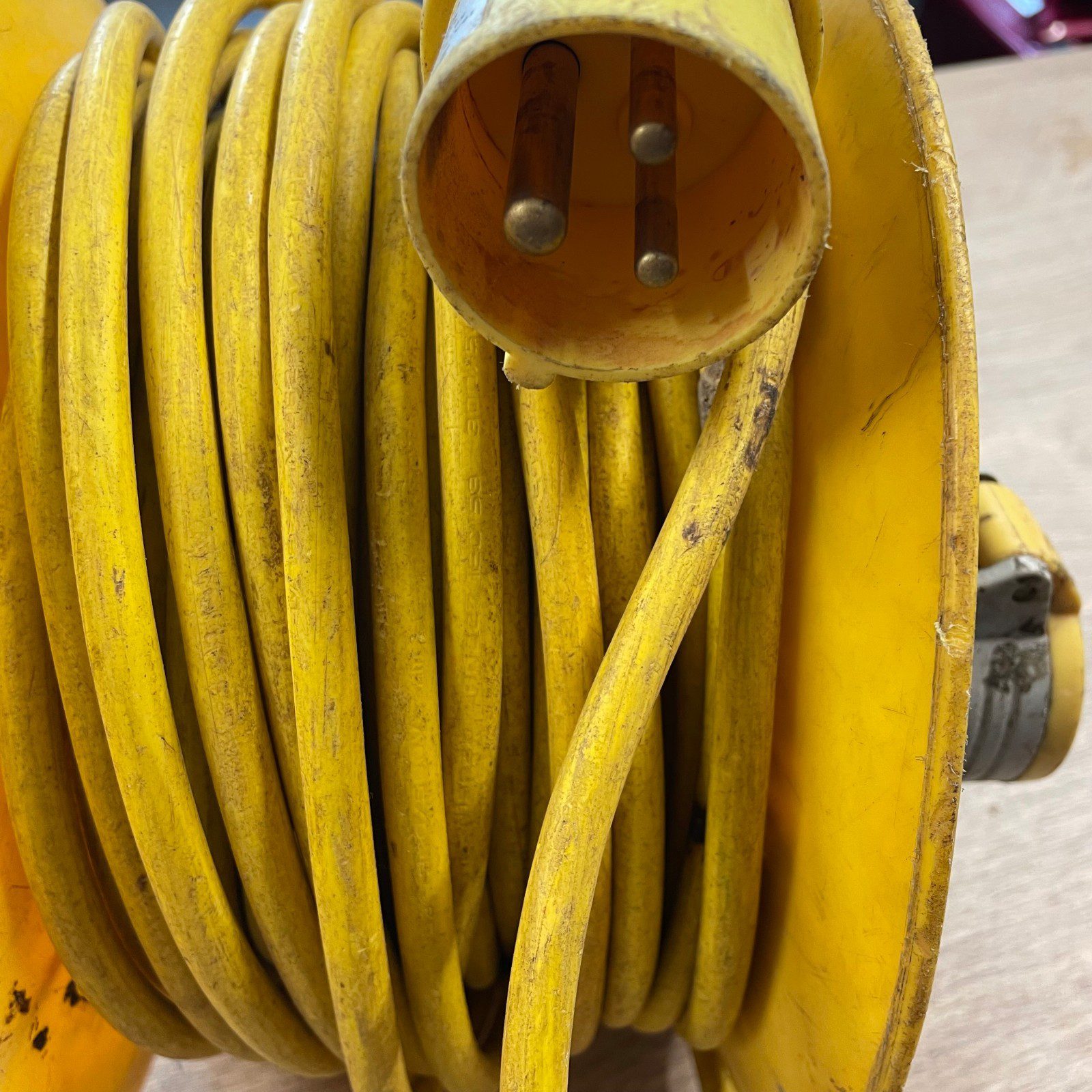 25m 110V 16A 2 Way Site Extension Cable Reel JR22516 IP44 - Image 8