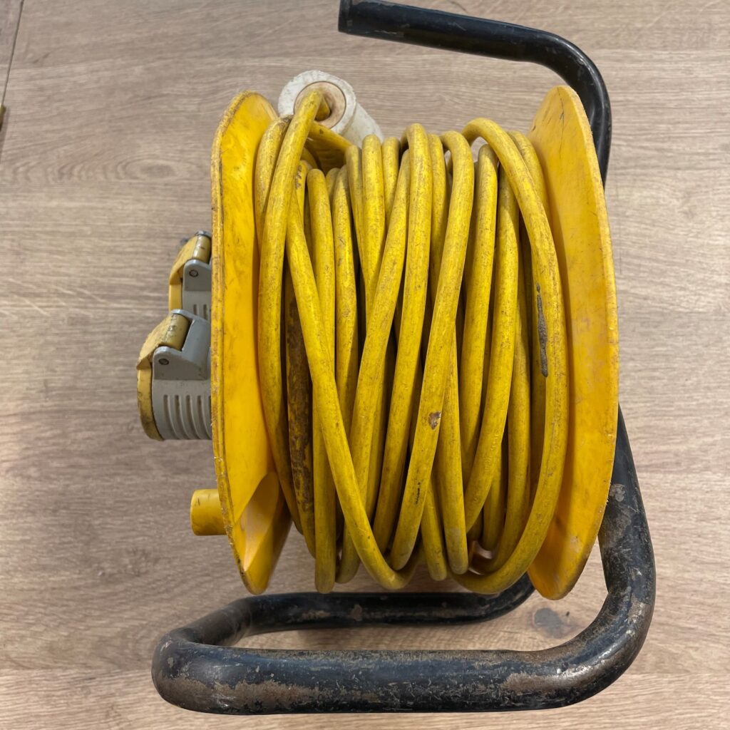 25m 110V 16A 2 Way Site Extension Cable Reel JR22516 IP44