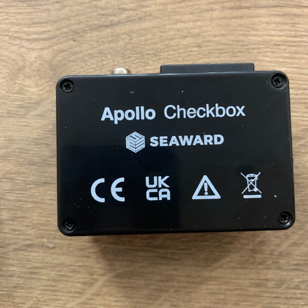 Seaward Apollo 600+ 230V PAT Tester Kit Checkbox Leads Case Calibrated 2026