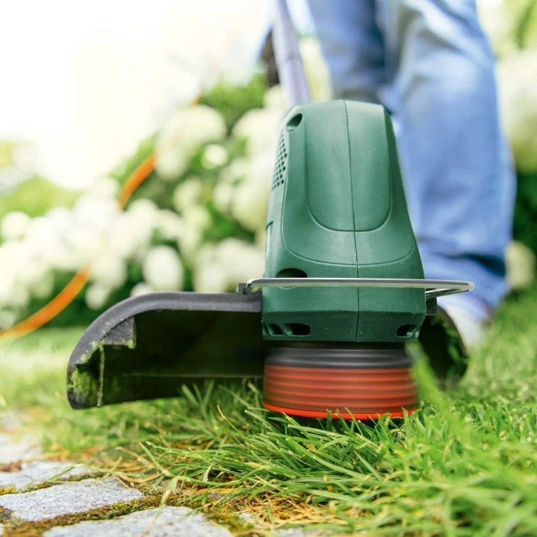 Bosch EasyGrassCut 26 280W Corded Electric Grass Trimmer Strimmer 26cm New - Image 2