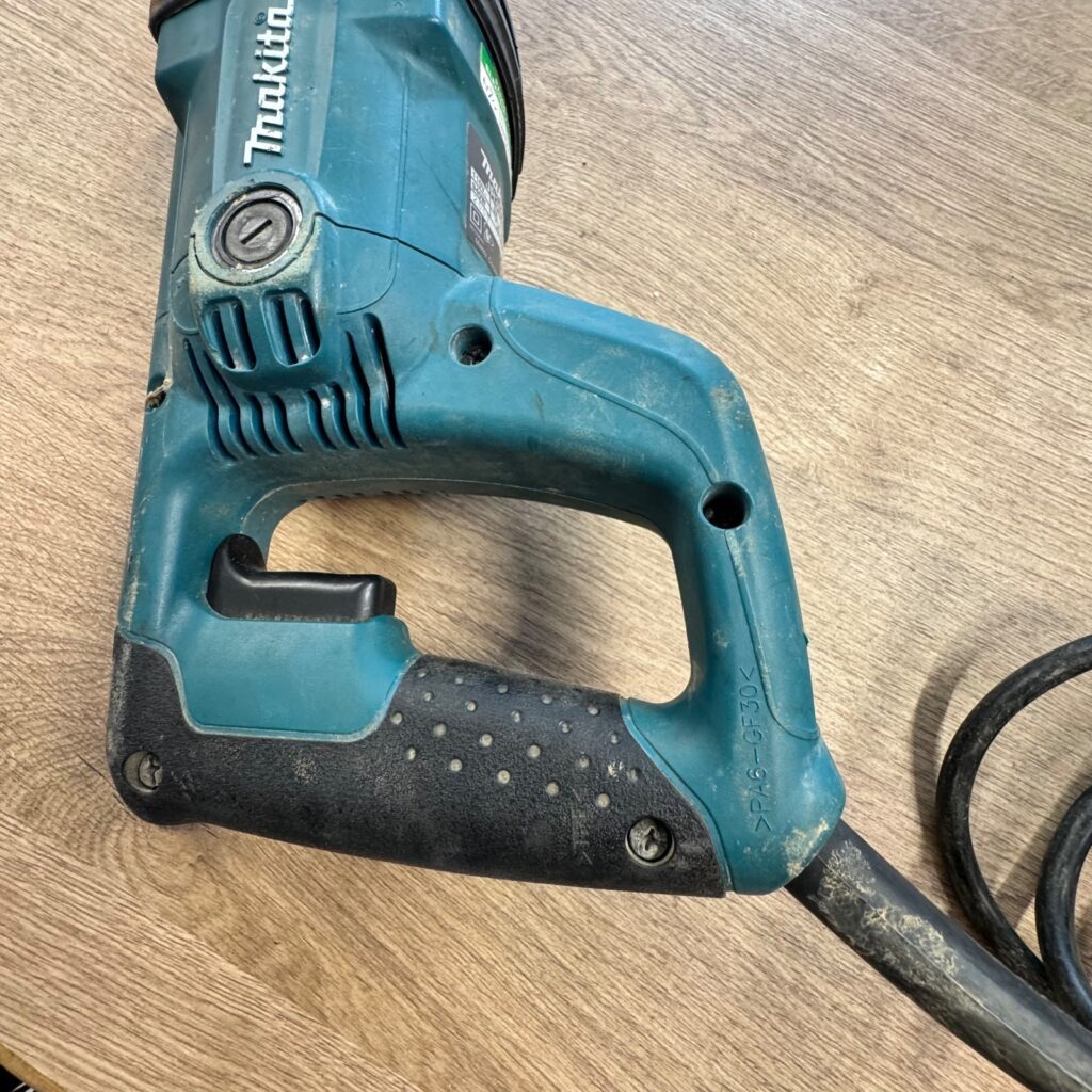 Makita JR3050T 110V 940W Reciprocating Saw Sabre Saw with Case