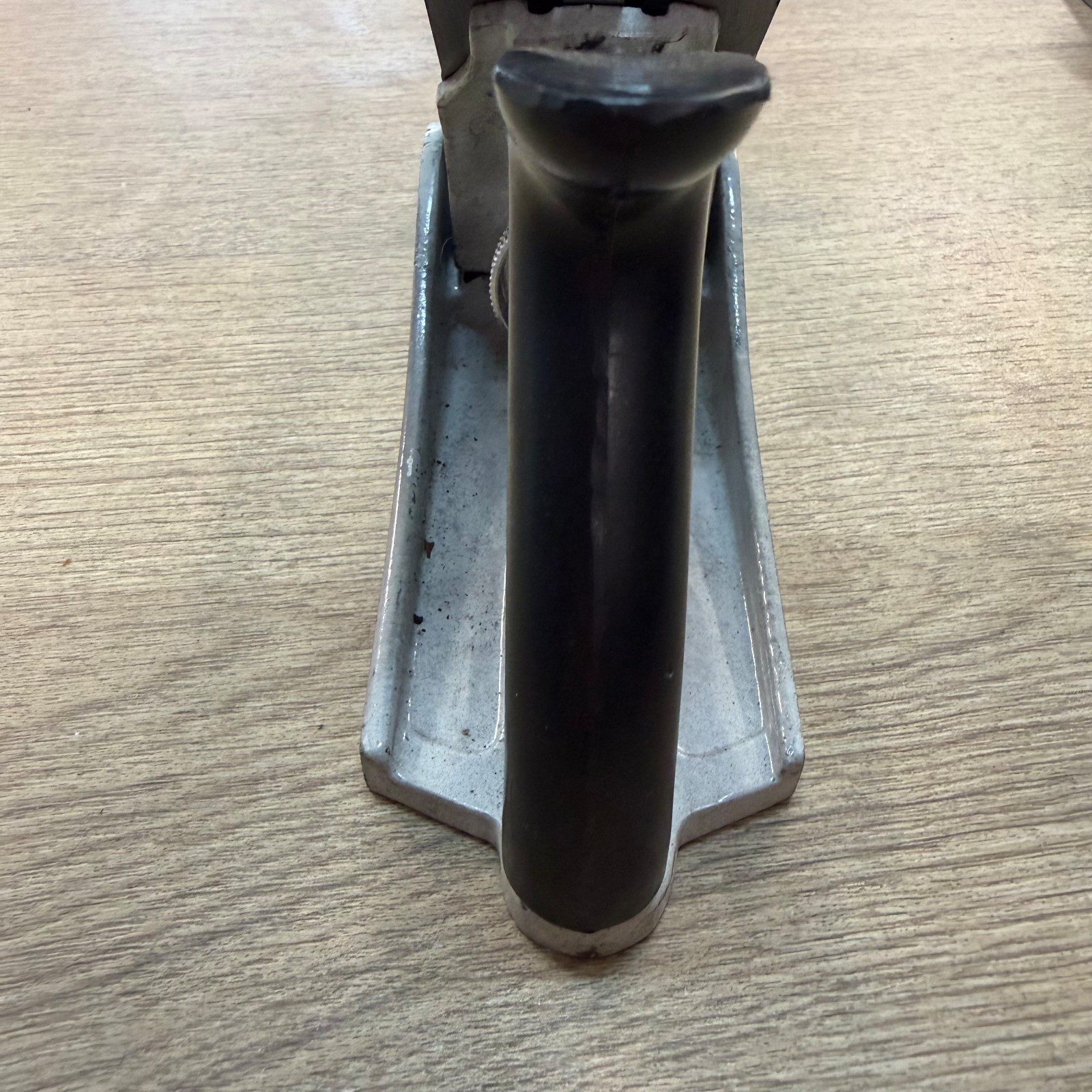 Forge Steel Smoothing Hand Plane Adjustable Blade Metal Body Good Condition - Image 6