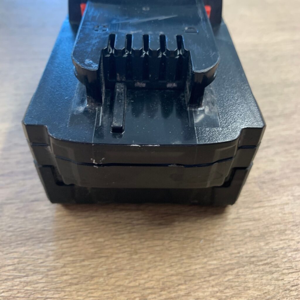 Milwaukee M18B5 18V 5.0Ah REDLITHIUM Li-Ion Battery Pack 90Wh