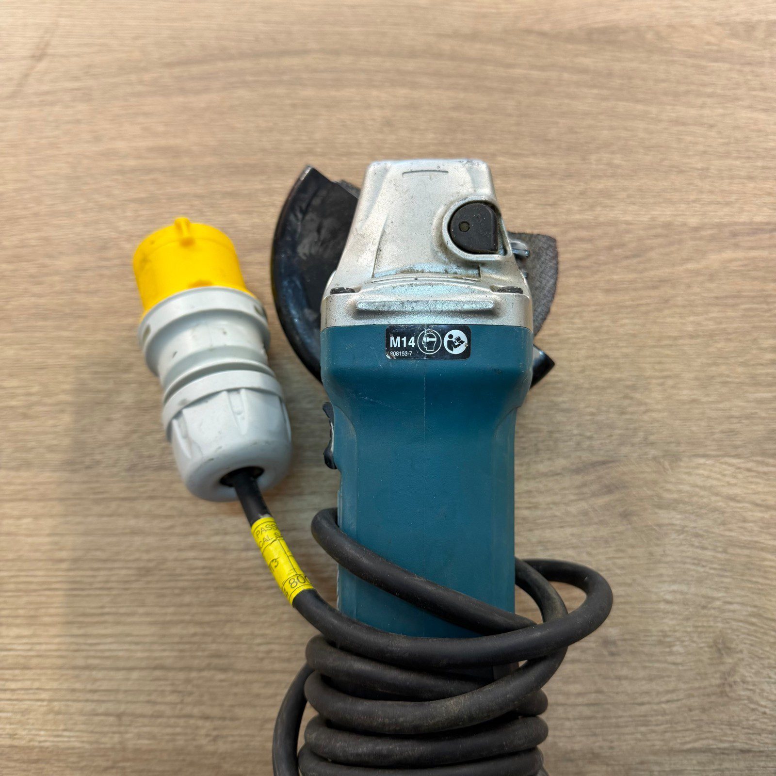Makita GA4530R 110V 720W 115mm Angle Grinder Anti-Restart Serviced - Image 1