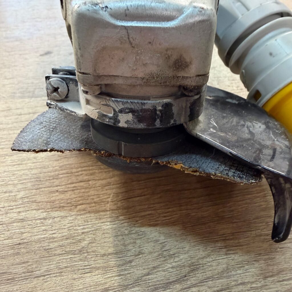 Makita GA4530R 110V 720W 115mm Angle Grinder Anti-Restart Serviced