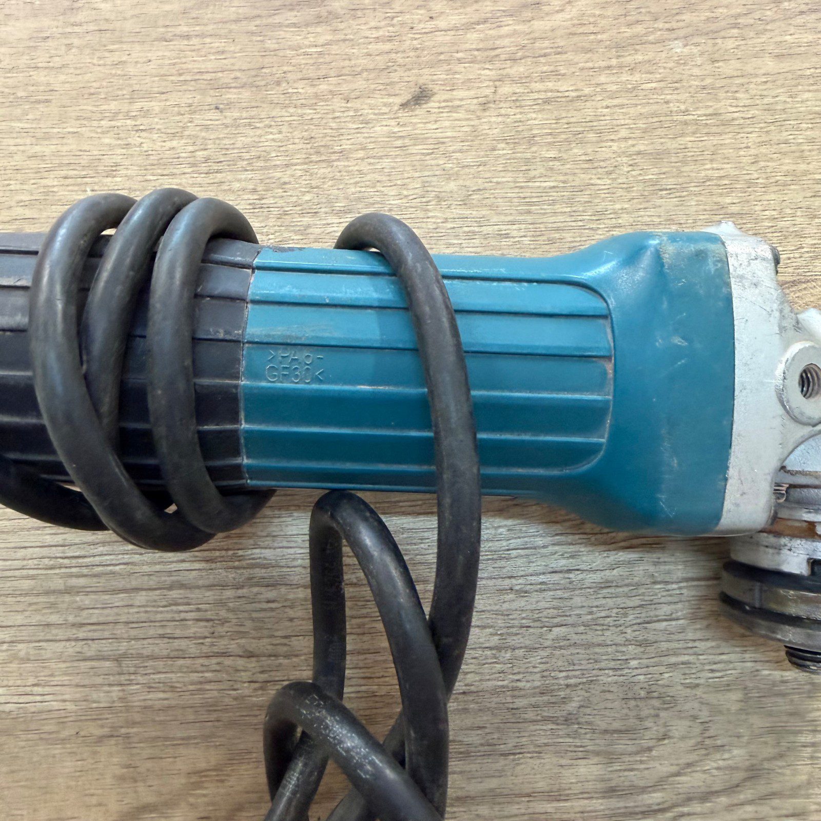 Makita GA4530R 110V 720W 115mm Corded Angle Grinder 4.5 Inch Used - Image 11