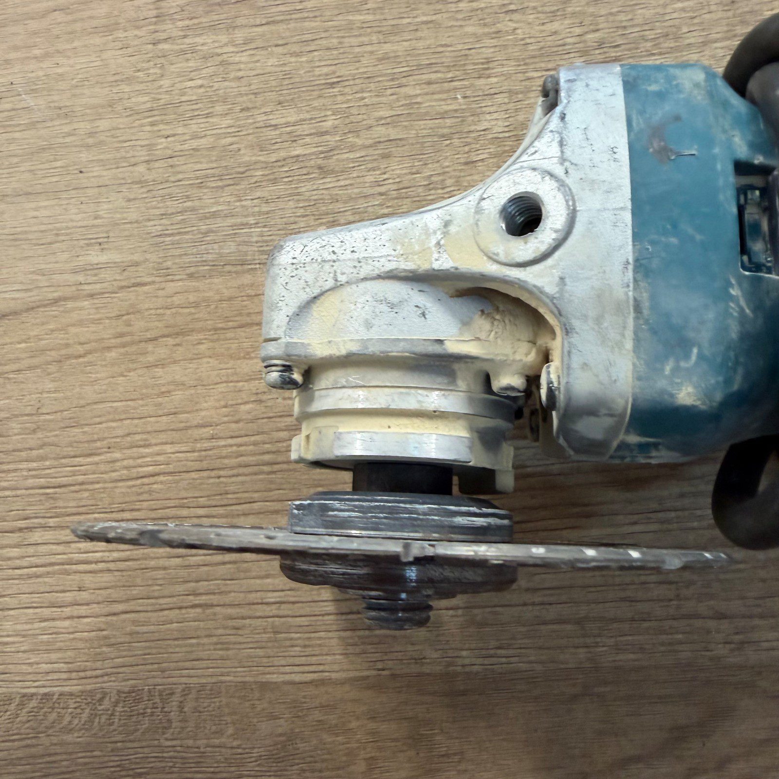 Makita GA4530R 110V 720W 115mm Corded Angle Grinder Used - Image 8