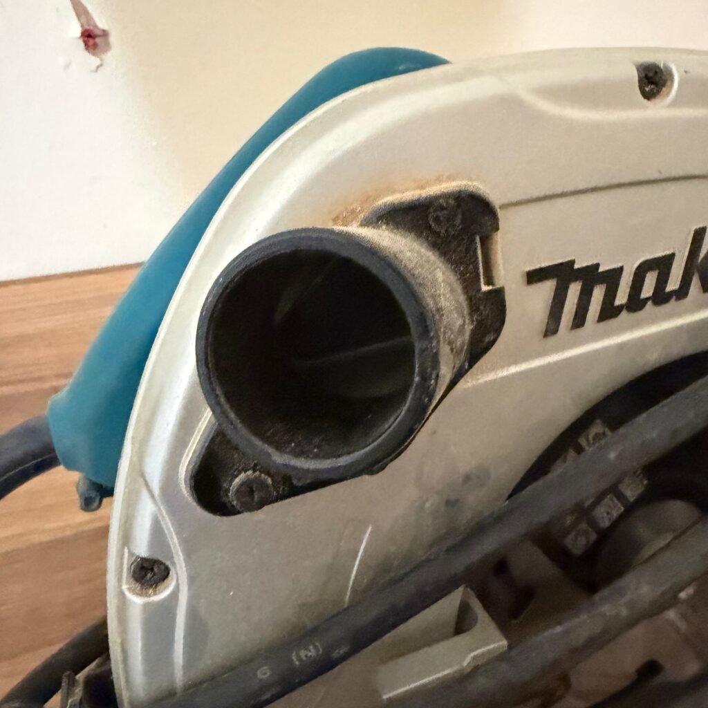Makita 5704R 110V 190mm 1200W Corded Circular Saw With Blade Serviced