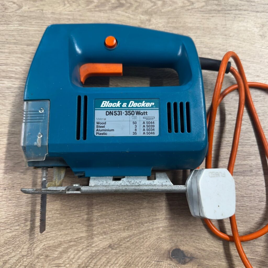 Black & Decker DN531 350W Electric Jigsaw Variable Speed Wood Metal Cutting