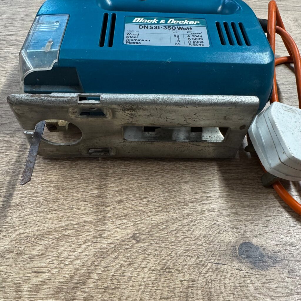 Black & Decker DN531 350W Electric Jigsaw Variable Speed Wood Metal Cutting