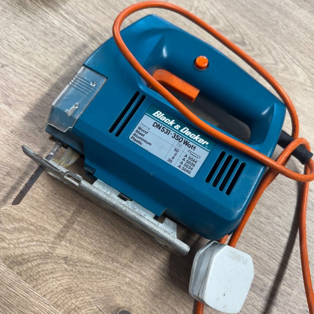 Black & Decker DN531 350W Electric Jigsaw Variable Speed Wood Metal Cutting