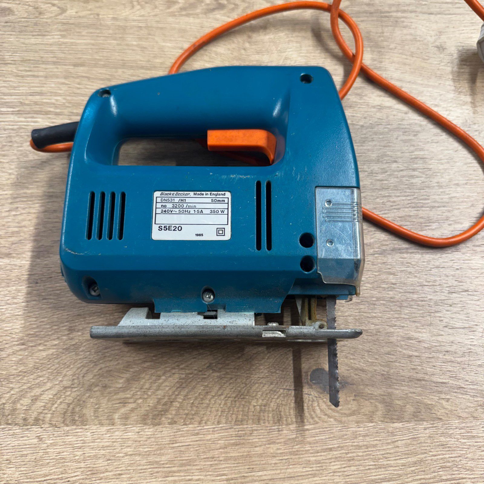 Black & Decker DN531 350W Electric Jigsaw Variable Speed Wood Metal Cutting - Image 8