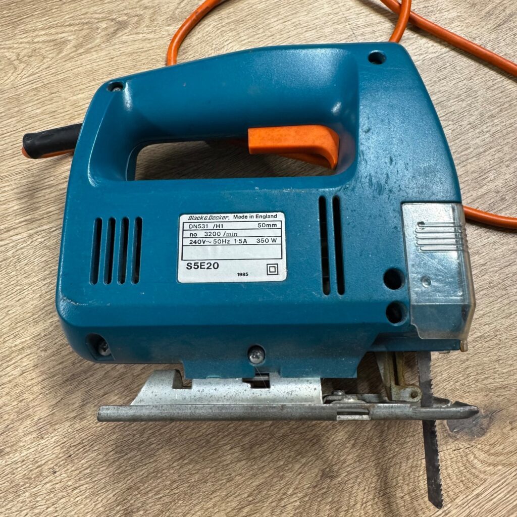Black & Decker DN531 350W Electric Jigsaw Variable Speed Wood Metal Cutting