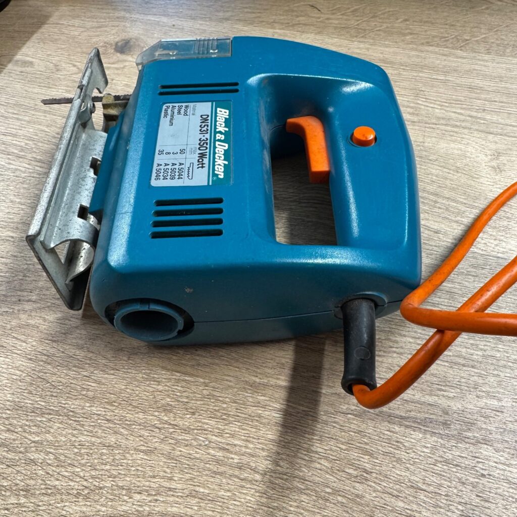 Black & Decker DN531 350W Electric Jigsaw Variable Speed Wood Metal Cutting