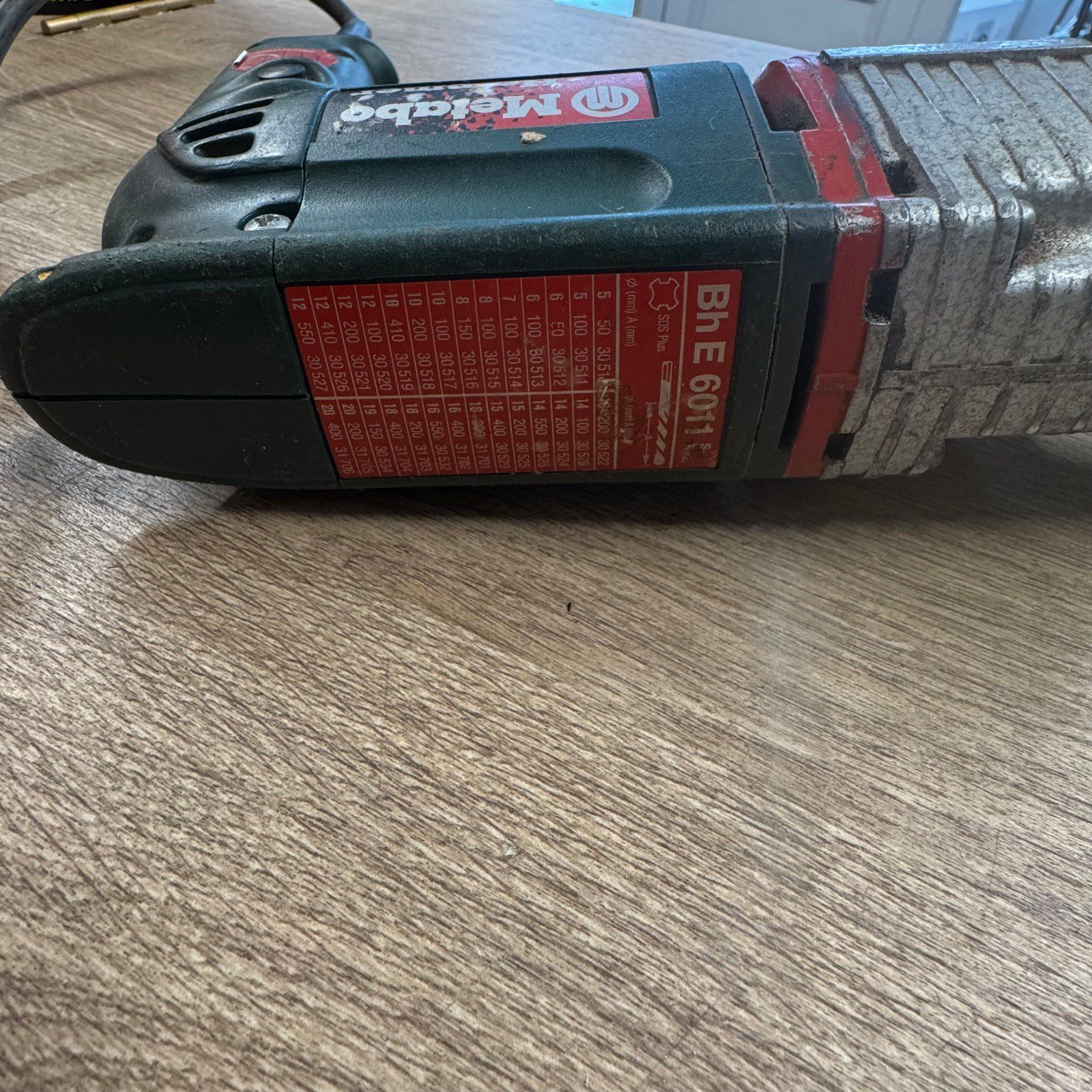 Metabo Bh E 6011 S-R+L 110V 500W Hammer Drill Side Handle - Image 9