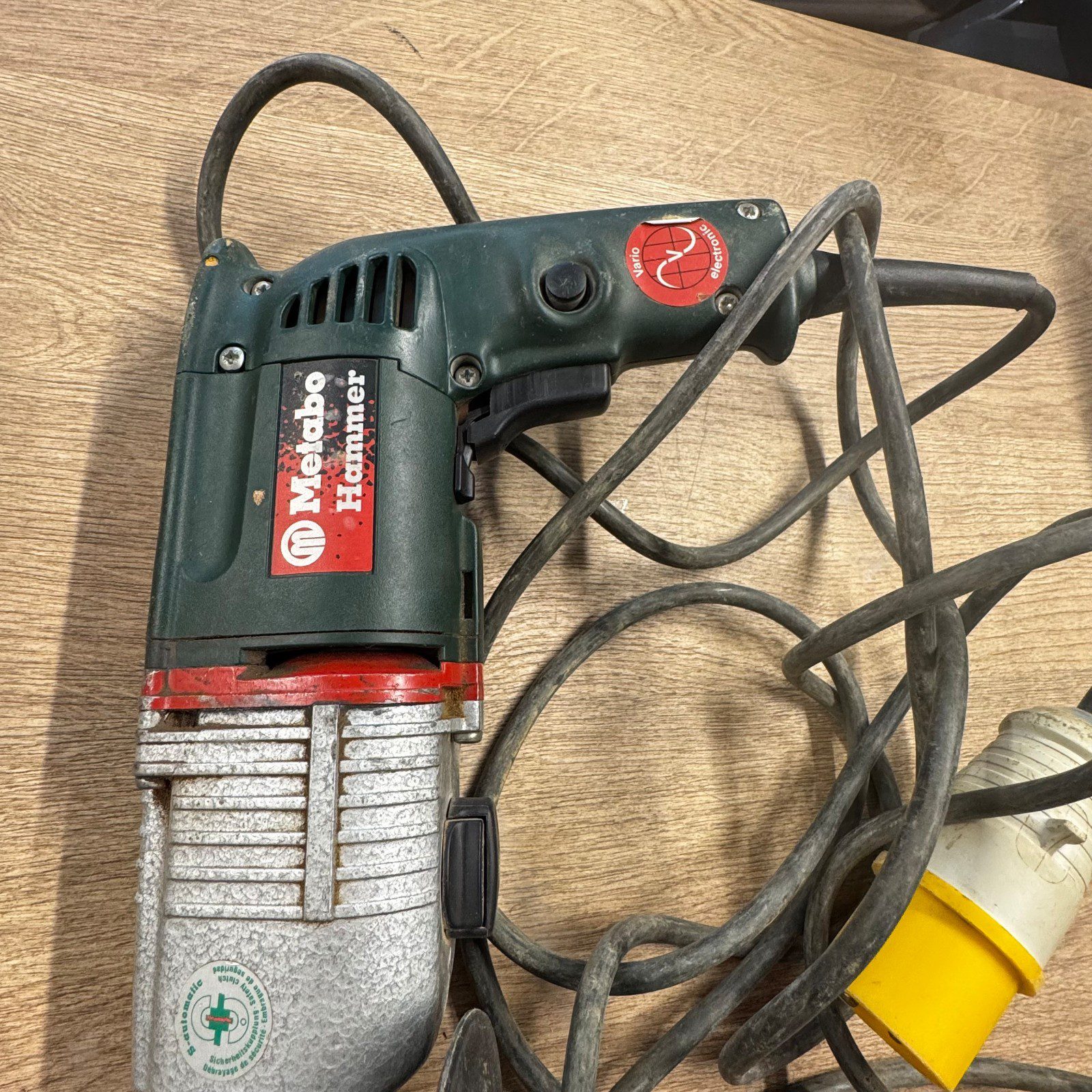 Metabo Bh E 6011 S-R+L 110V 500W Hammer Drill Side Handle - Image 14