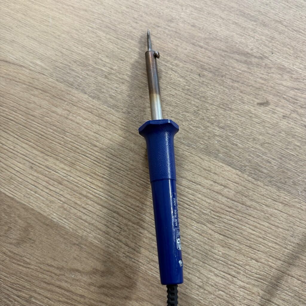 Electric Soldering Iron Corded UK Plug Pointed Tip Blue Handle Very Good