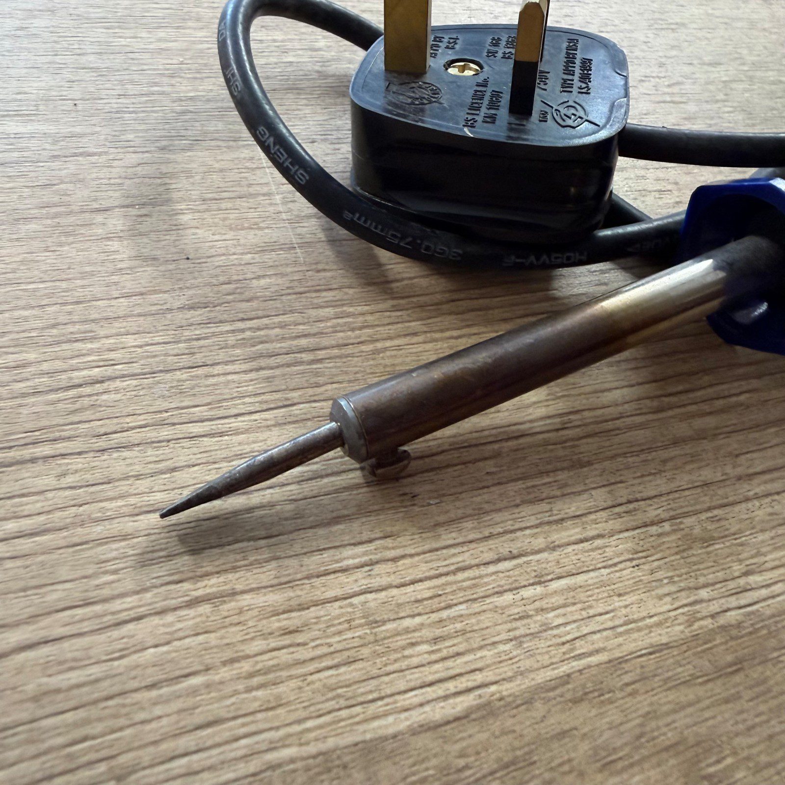 Electric Soldering Iron Corded UK Plug Pointed Tip Blue Handle Very Good - Image 12