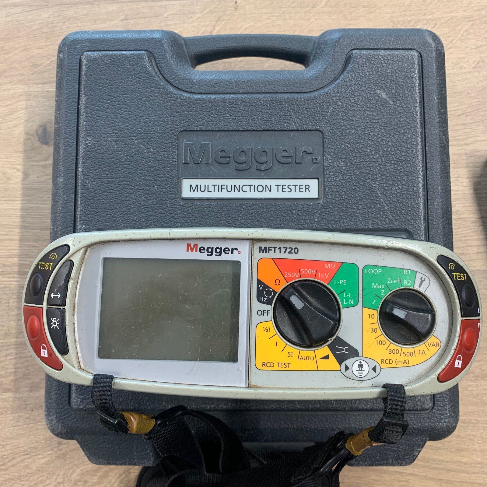 Megger MFT1720 Multifunction Tester RCD Loop Insulation + Damaged Case - Image 1