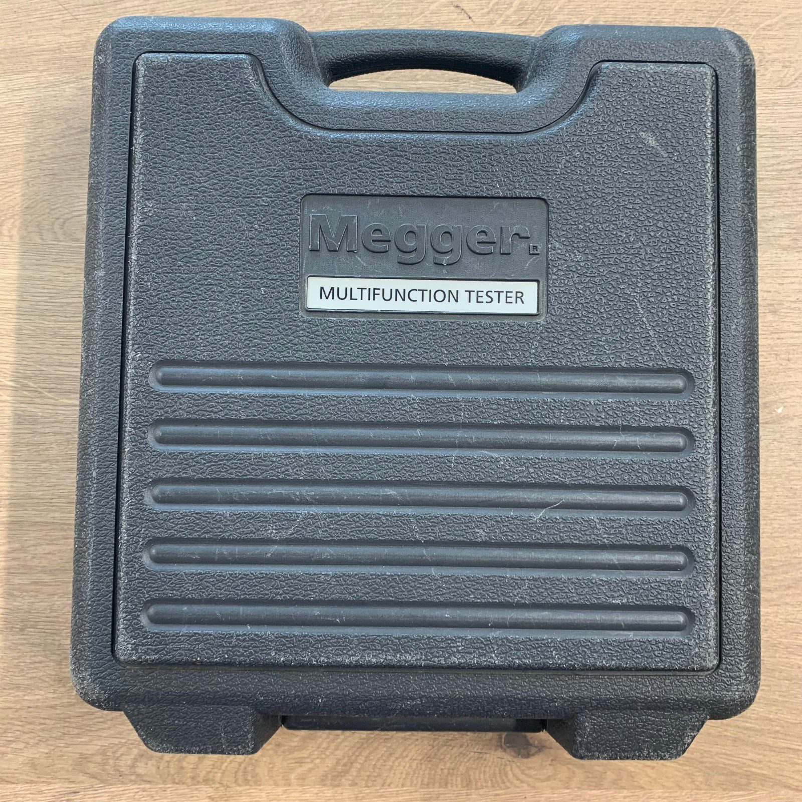 Megger MFT1720 Multifunction Tester RCD Loop Insulation + Damaged Case - Image 2