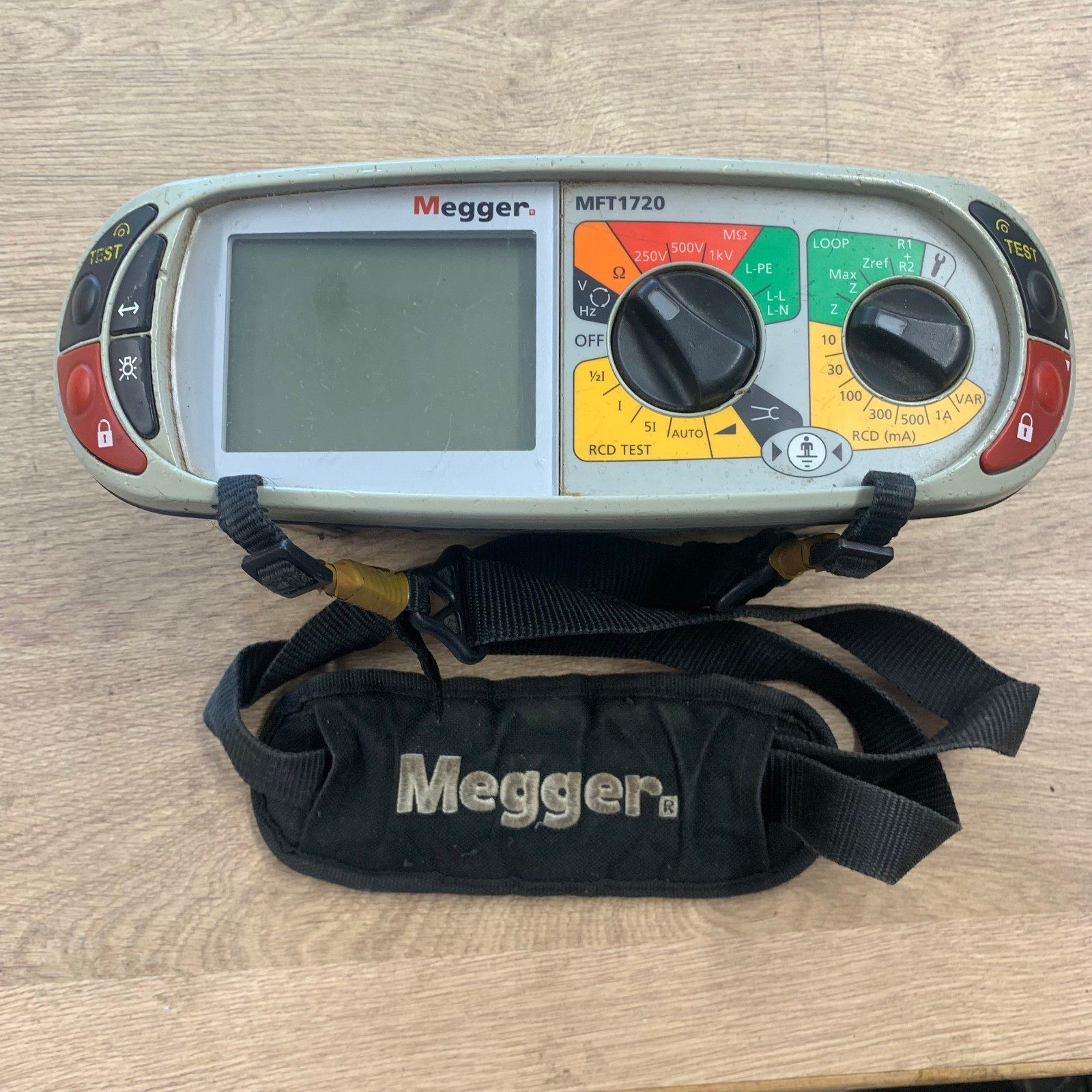 Megger MFT1720 Multifunction Tester RCD Loop Insulation + Damaged Case - Image 6