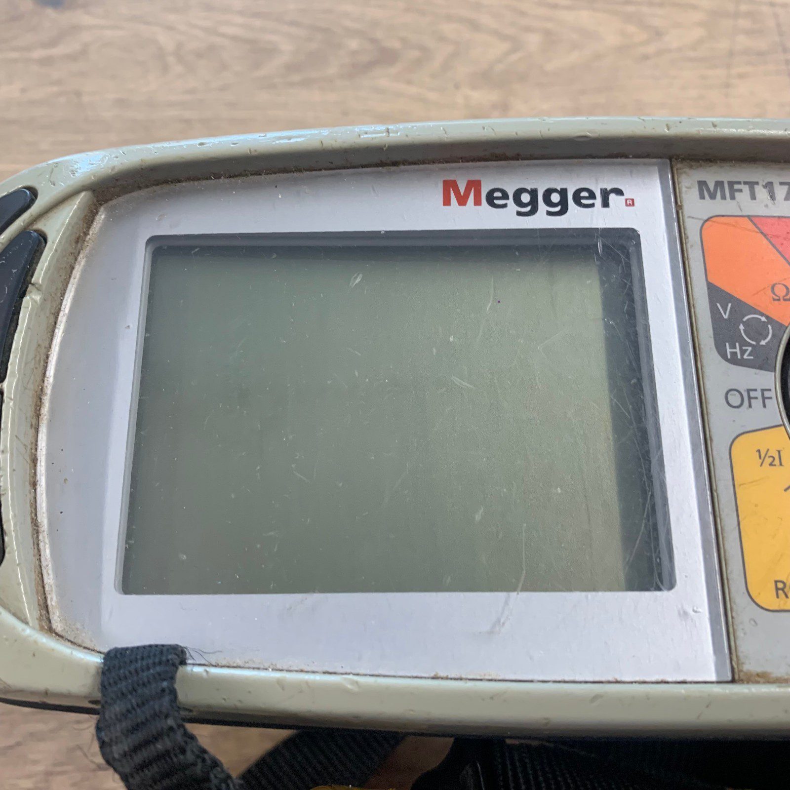 Megger MFT1720 Multifunction Tester RCD Loop Insulation + Damaged Case - Image 8