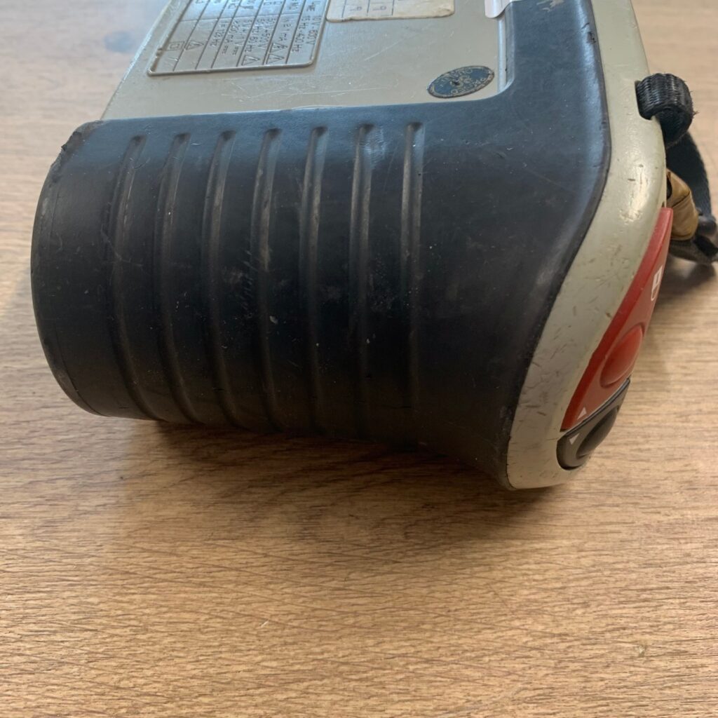 Megger MFT1720 Multifunction Tester RCD Loop Insulation + Damaged Case