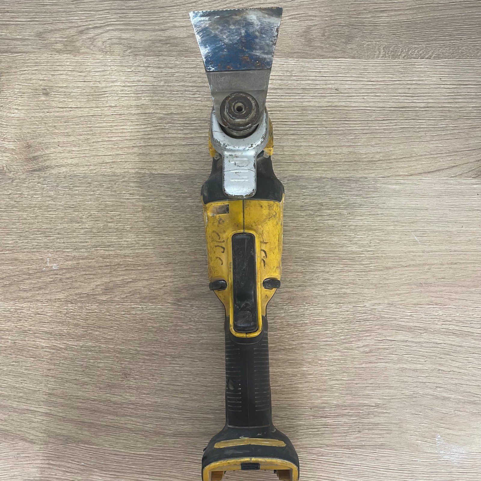 DeWalt DCS355 18V XR Brushless Cordless Oscillating Multi Tool Body Only - Image 3