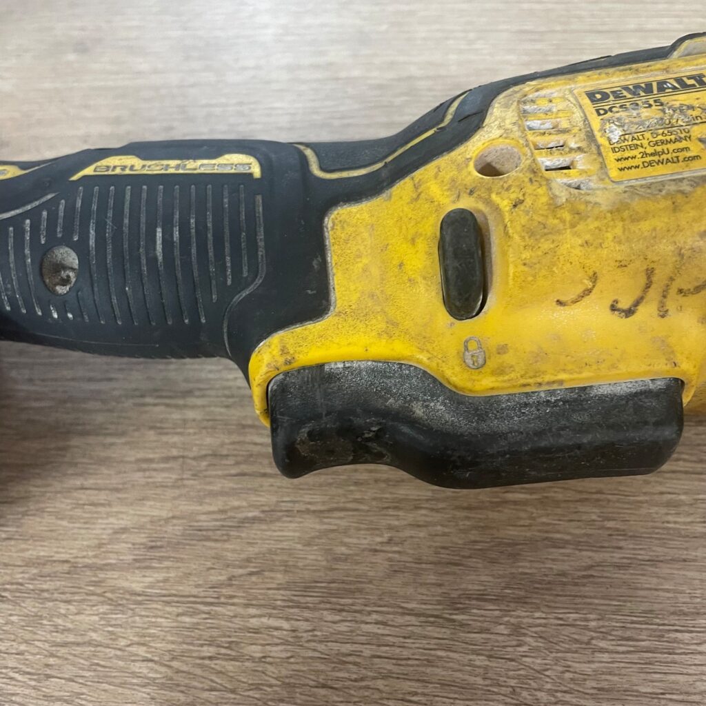 DeWalt DCS355 18V XR Brushless Cordless Oscillating Multi Tool Body Only