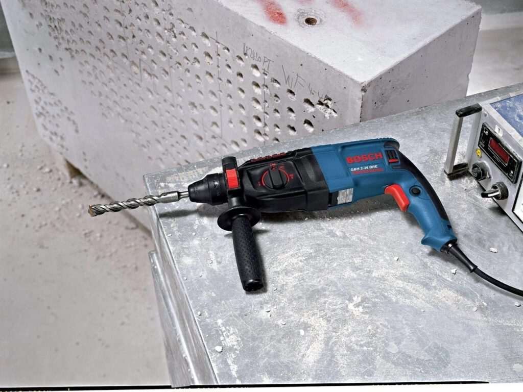 Bosch GBH 2-26 Professional 230V 830W SDS Plus Rotary Hammer Drill Case New