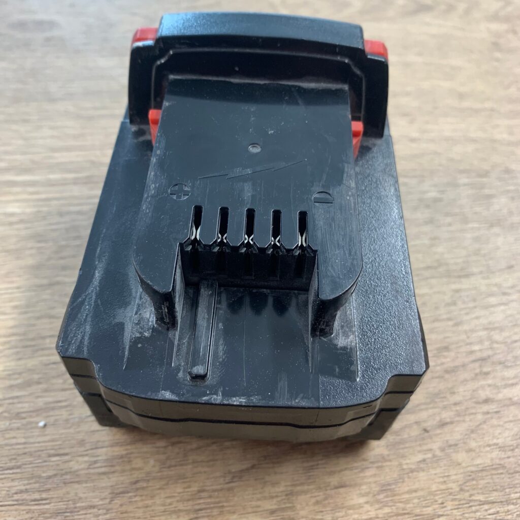 Milwaukee M18B5 18V 5.0Ah 90Wh RedLithium Li-Ion Battery Pack Used