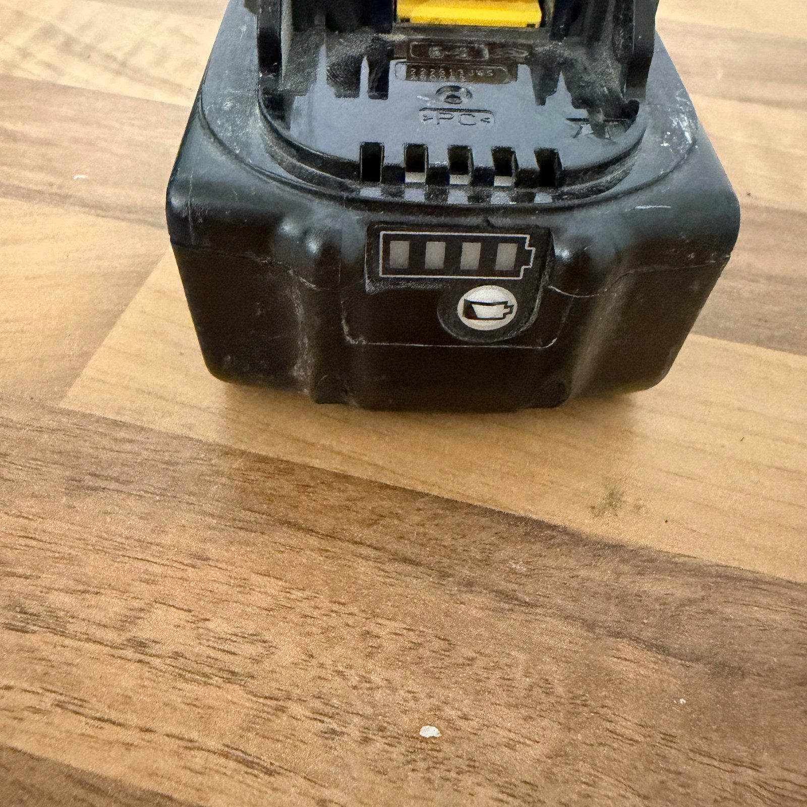 Makita BL1830 18V 3.0Ah LXT Lithium-Ion Battery Pack Used - Image 6