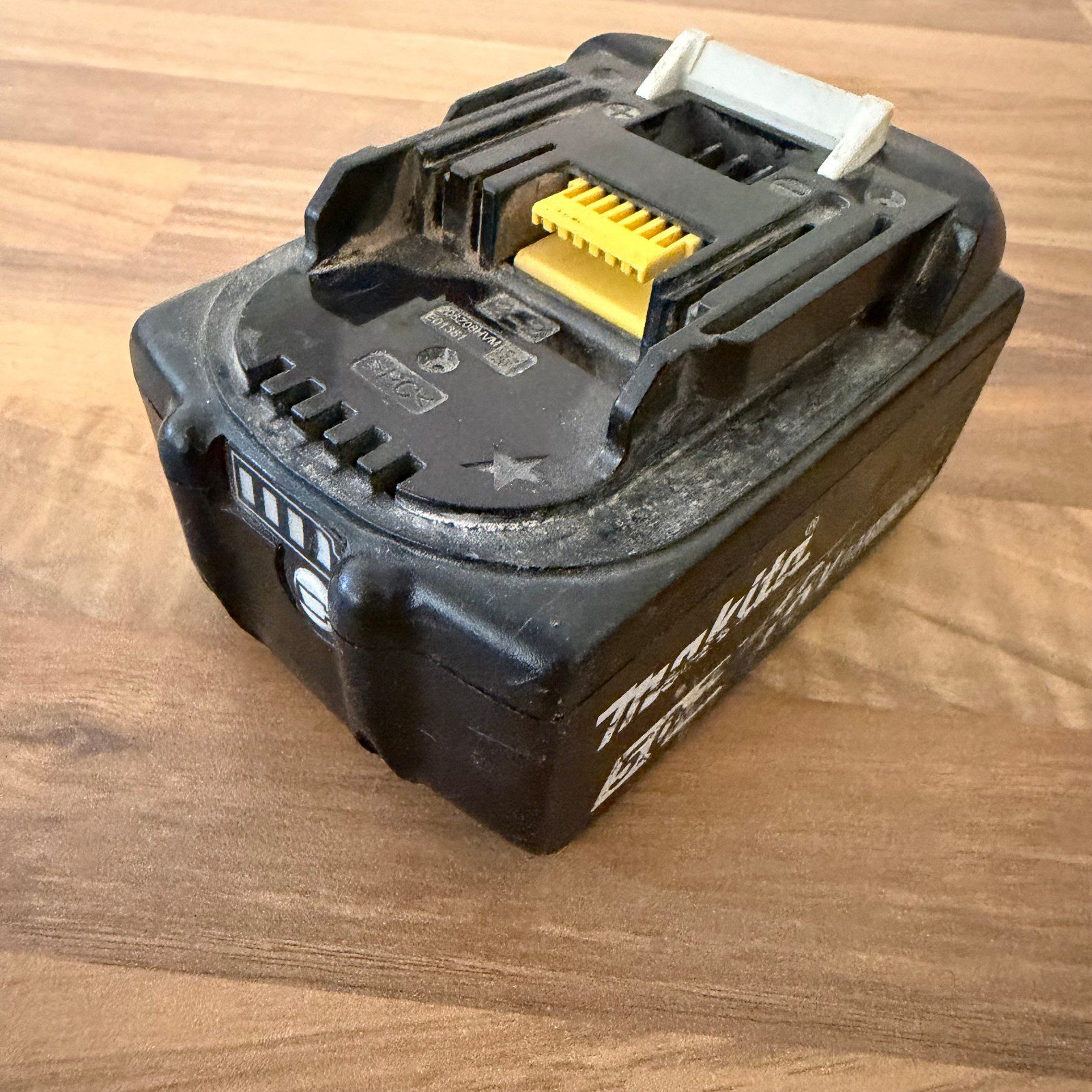 Makita BL1850B 18V LXT 5.0Ah Li-Ion Battery Pack - Good Condition - Image 12