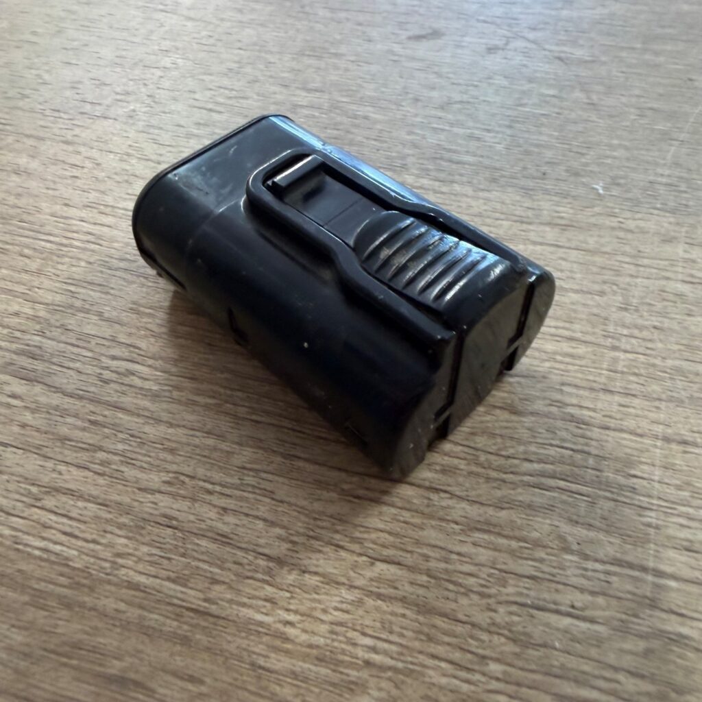 Paslode 7.4V 1500mAh 11Wh Li-Ion Battery Pack For Cordless Nailers Good Refurb