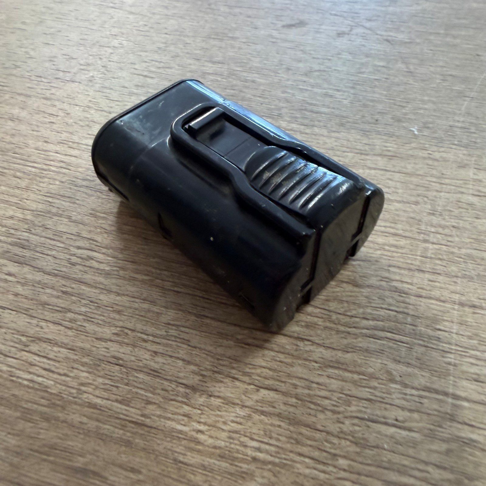 Paslode 7.4V 1500mAh 11Wh Li-Ion Battery Pack For Cordless Nailers Good Refurb - Image 13