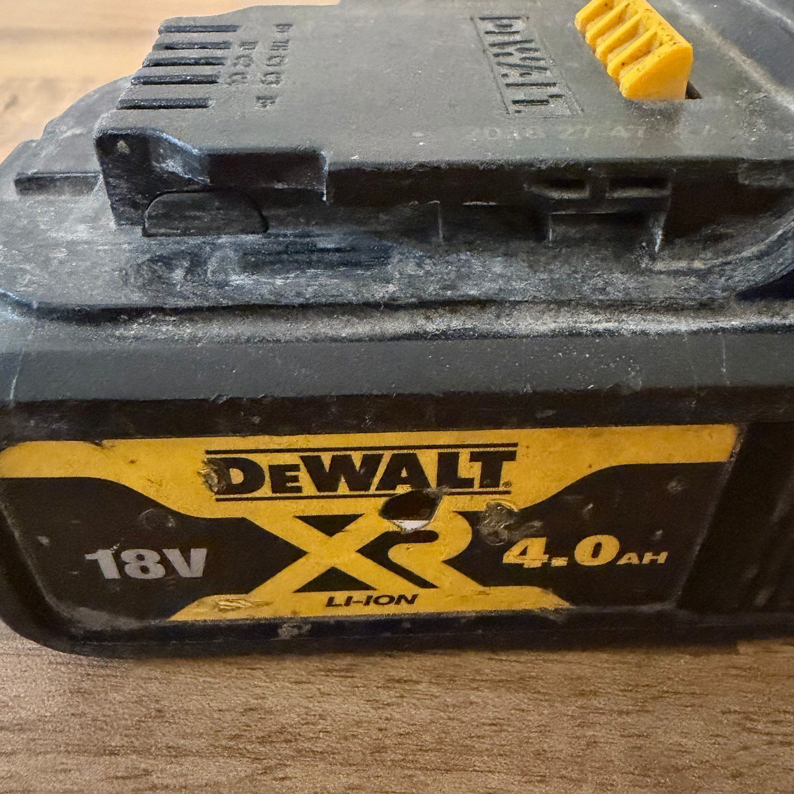 DeWalt DCB182 18V XR 4.0Ah Li-Ion Cordless Battery Pack Used - Image 14
